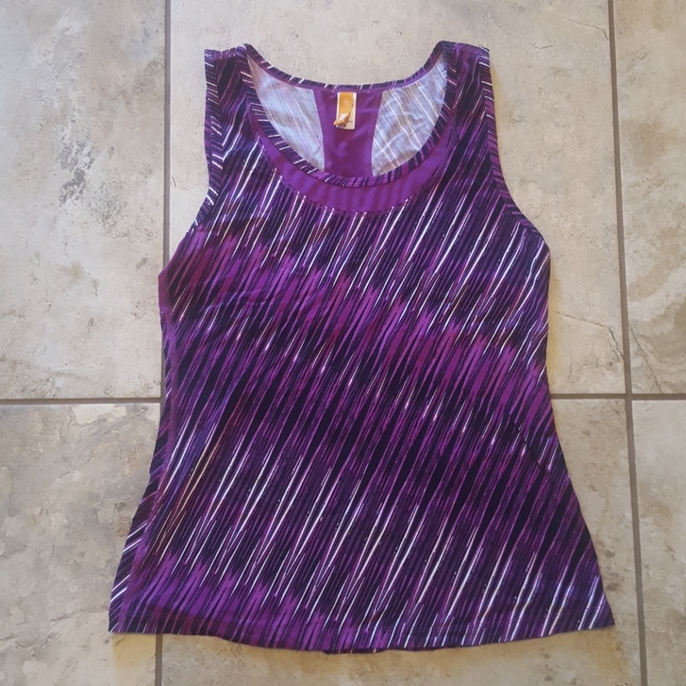 Lucy Workout Tank Top Size Medium